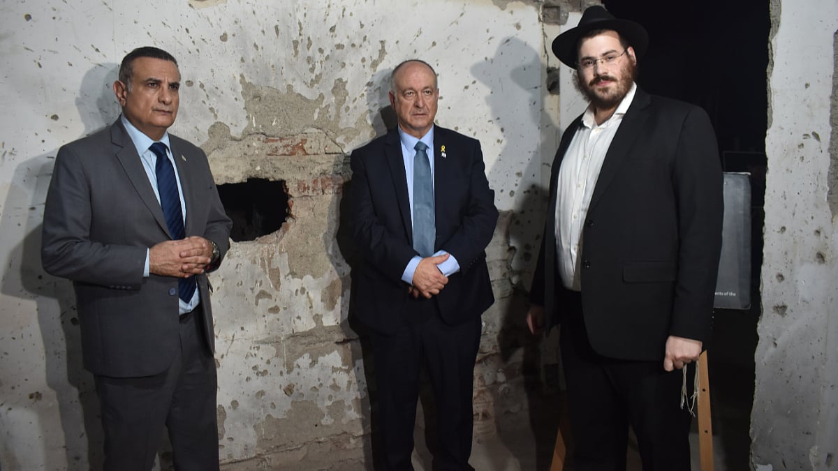 The Director General of Foreign Affairs of Israel, Mr. Yaakov Blitshtein visited at Nariman House during his visit in Mumbai